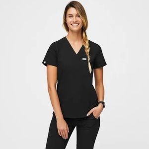 Figs Catarina black scrub top medium